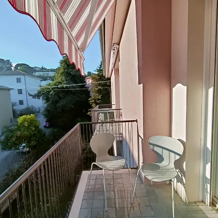 S295 - Sirolo, Trilocale Con Terrazzo E A/c Apartment *